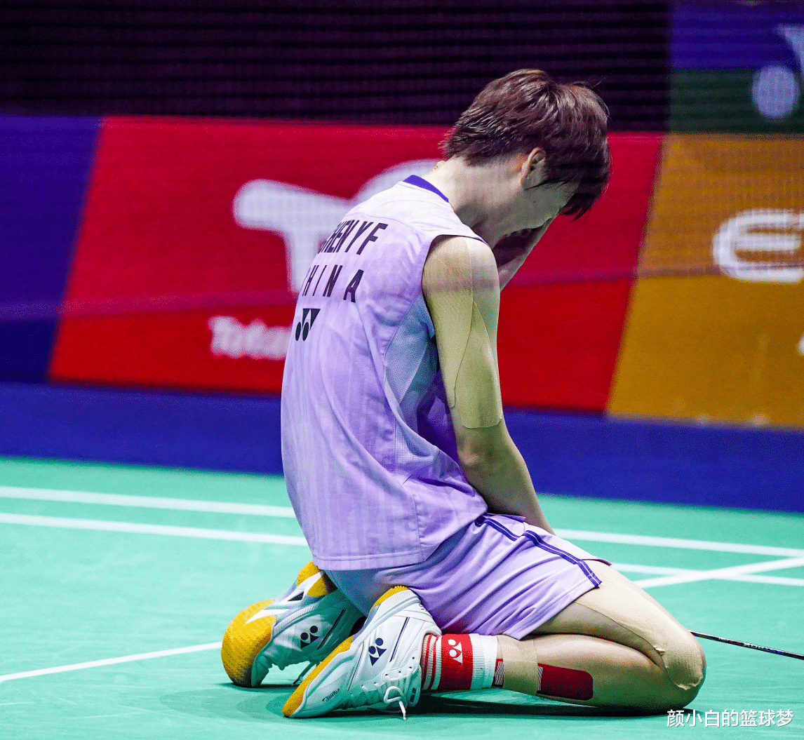 泰国队鏖战丹麦队，陈雨菲扛起全队