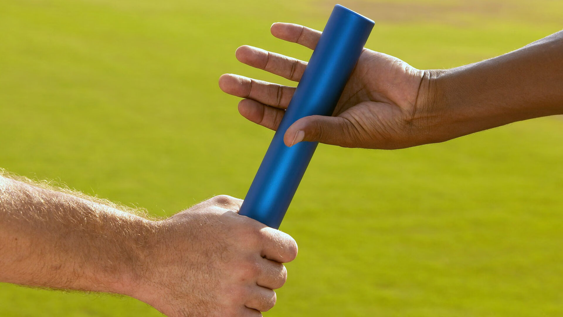 赛场的韧性光芒,在体能耗尽处,精神绽放