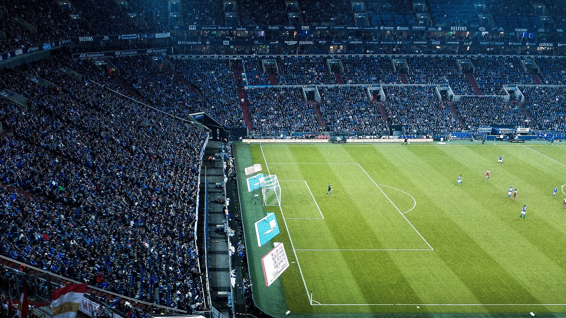 跨界风暴,德国足球轻取皇马,哈兰德闪电转型F1揭幕战主宰赛道