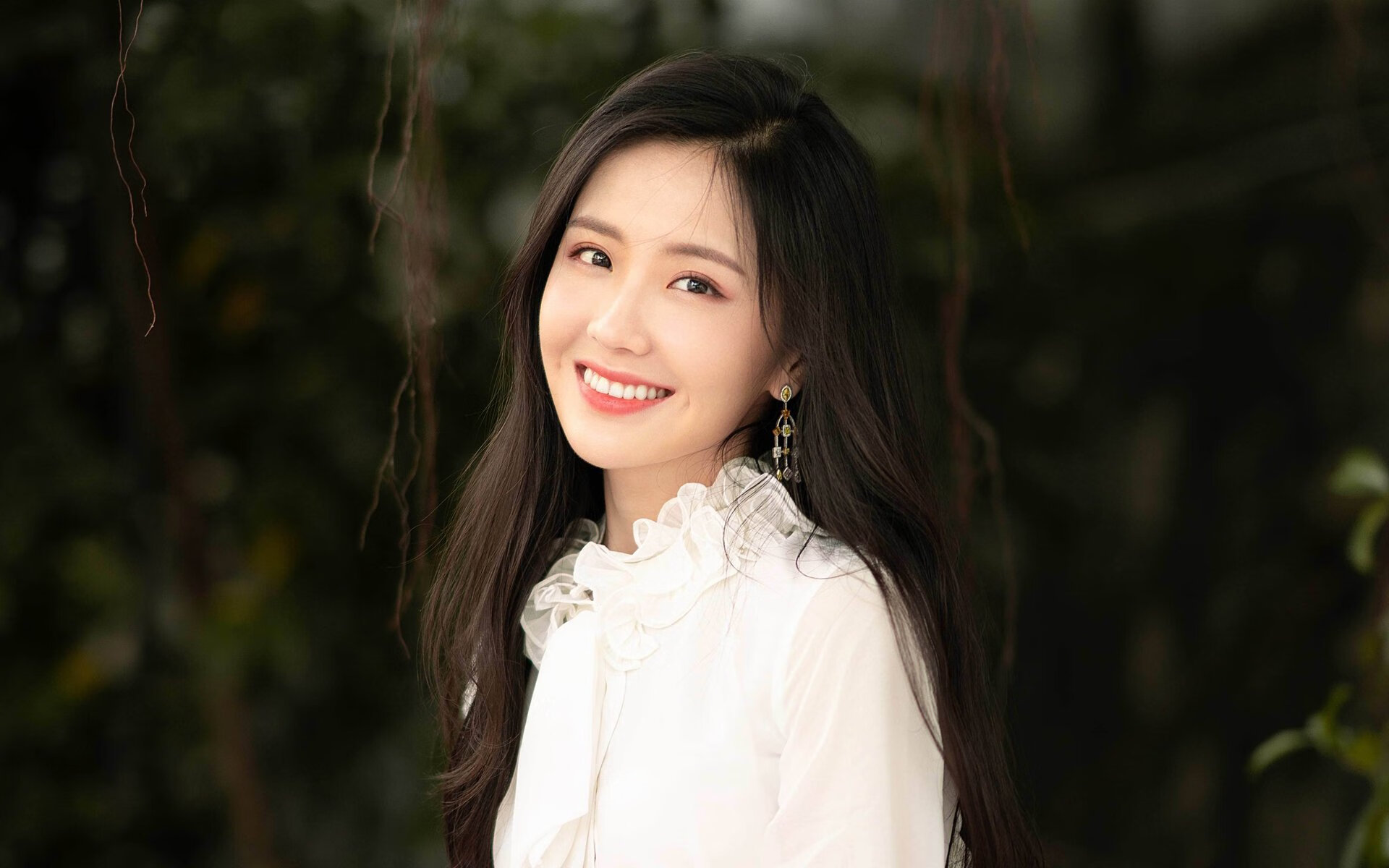 虚构慈善赛点燃体育之光,意甲明星队对阵世界杯劲旅,爱尔兰加时绝境逆转加纳