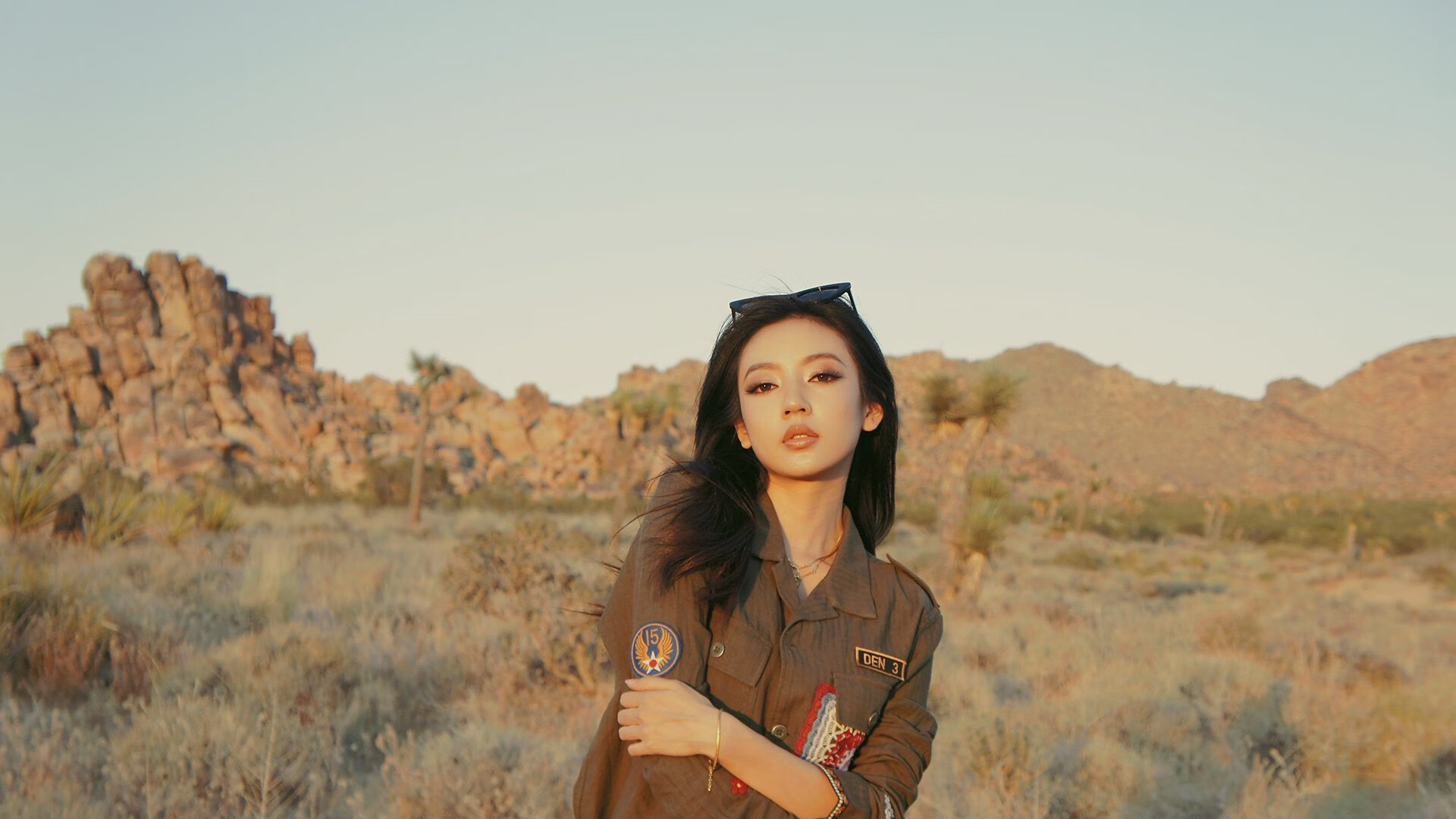 金字塔与武士刀，埃及3-0踏平里昂，富安健洋交出统治级非典型答卷