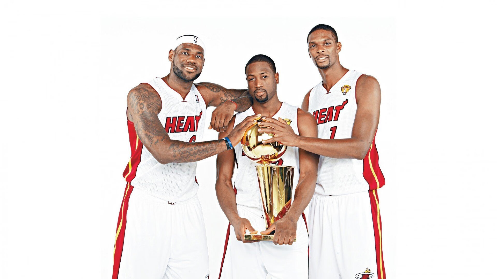 临界点上的艺术家,当黄蜂鏖战加时,贝恩在F1赛道接管争冠之战